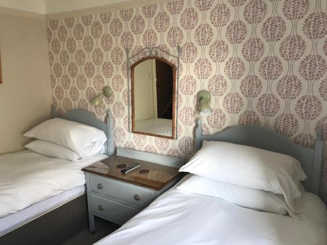 Lawrenny Lodge Barmouth Extérieur photo